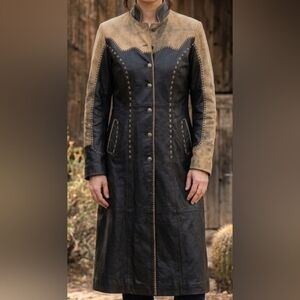 Elegant Black and Tan Genuine Leather Western Style Trench Jacket